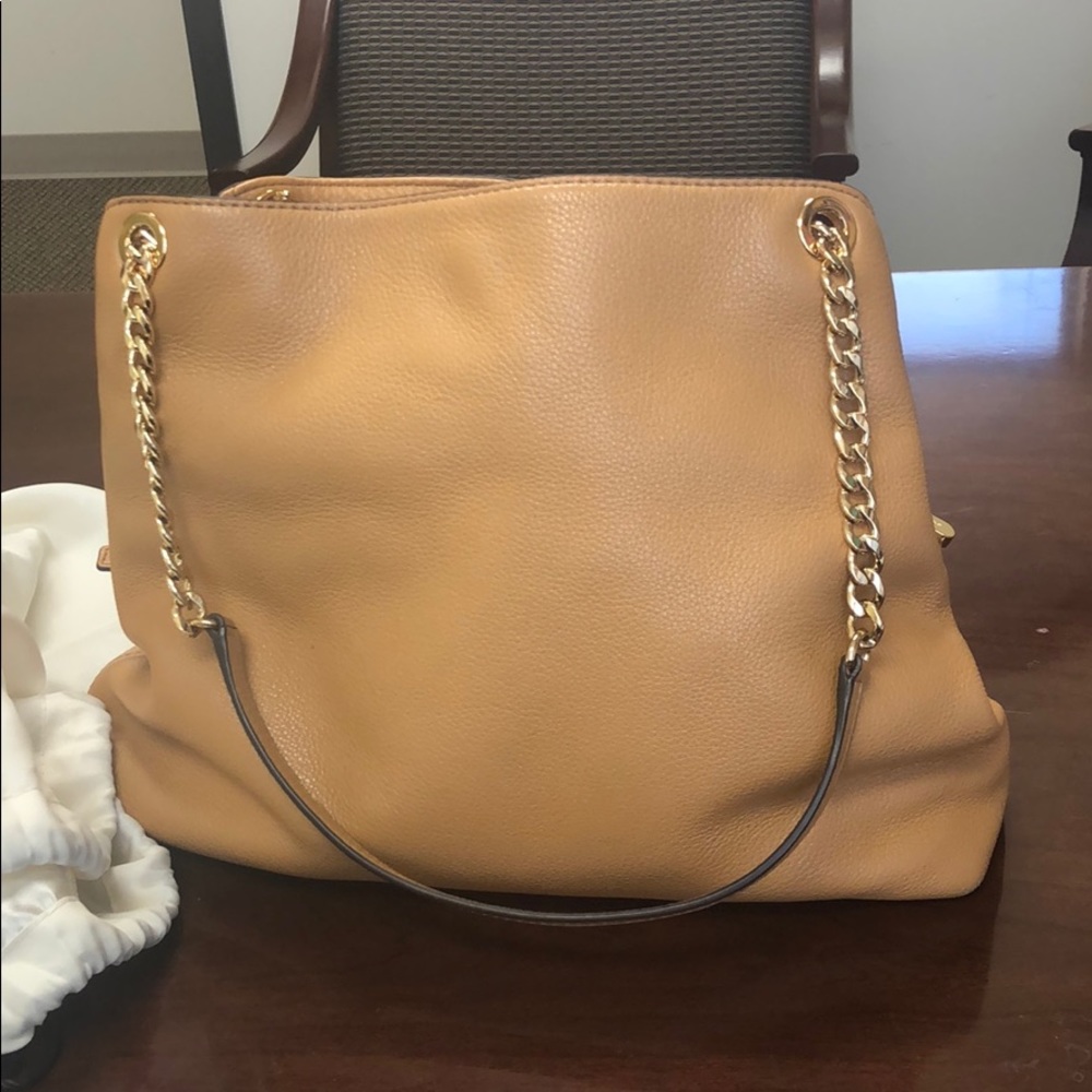 Lightly used Michael Kors Bag
